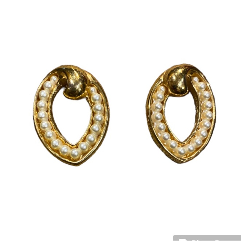Earrings. Pearl and gold, vintage.